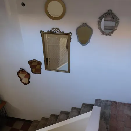 Dimora Amina ベッド・アンド・ブレックファスト ロレート・アプルティーノ