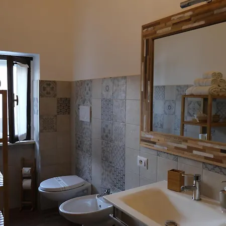 Dimora Amina 4*