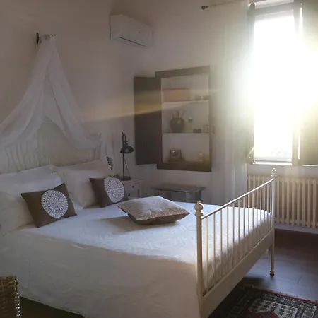 Bed & Breakfast Dimora Amina 4*