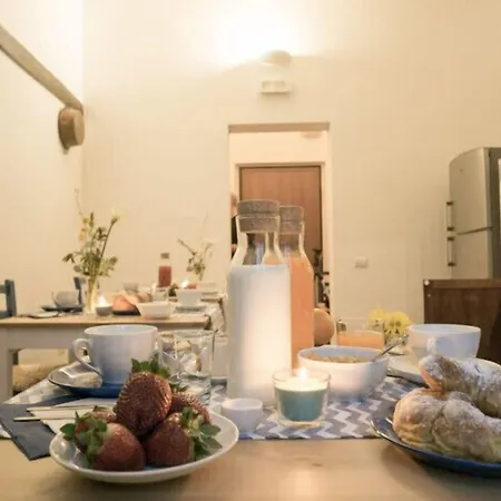 Dimora Amina Bed & Breakfast