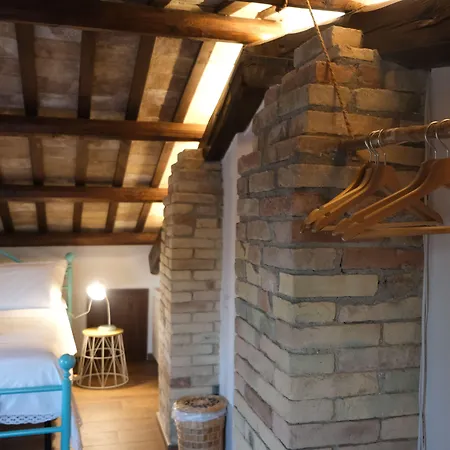 Dimora Amina Bed & Breakfast