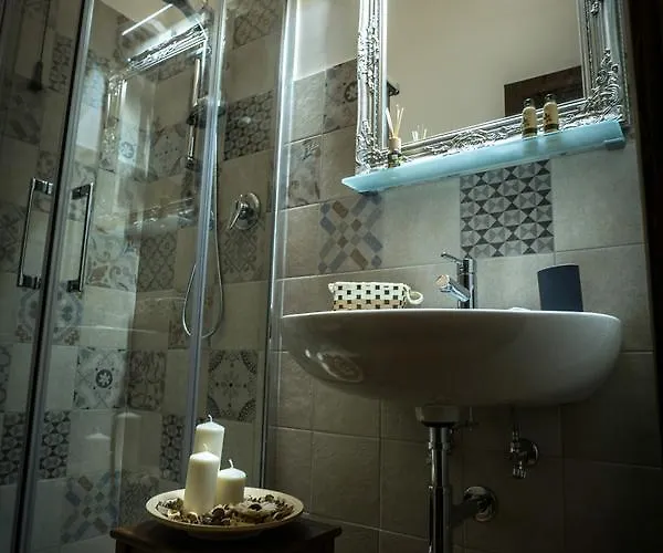 Dimora Amina Alojamento de Acomodação e Pequeno-almoço Loreto Aprutino